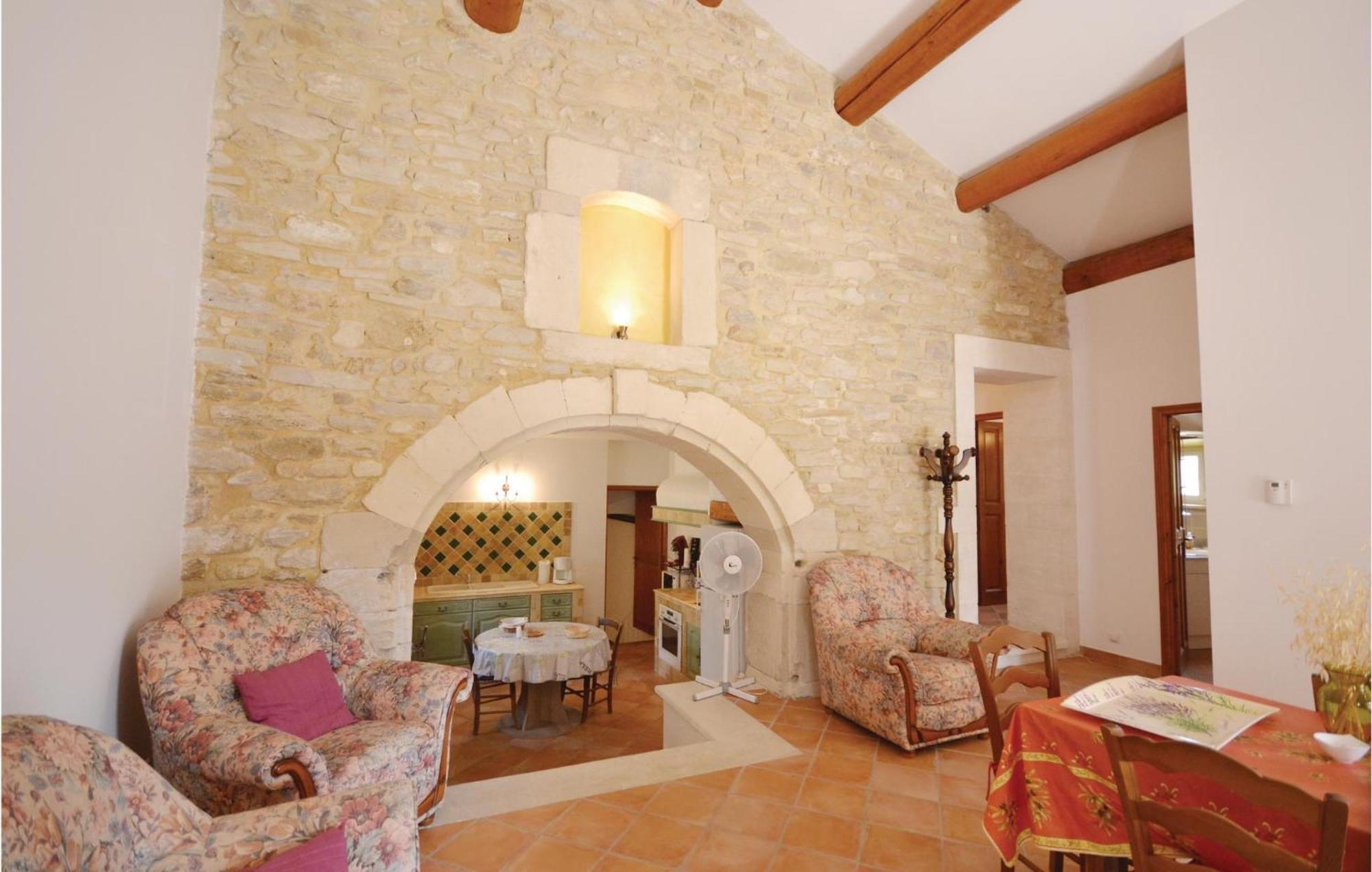 Awesome Home In Bollene With Wifi Extérieur photo