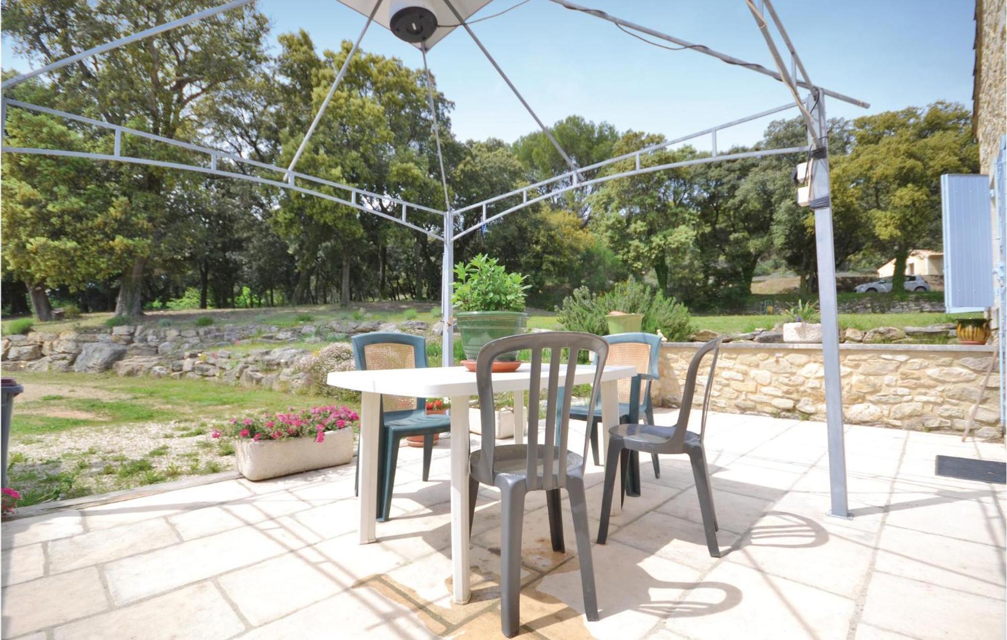 Awesome Home In Bollene With Wifi Extérieur photo